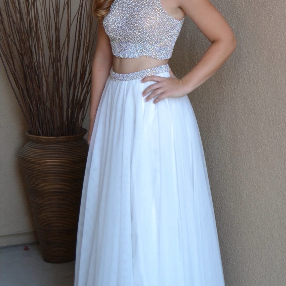 Sherri Hill Prom Pageant Wedding 2 Piece Formal Beaded Crop Flowing Skirt Dress